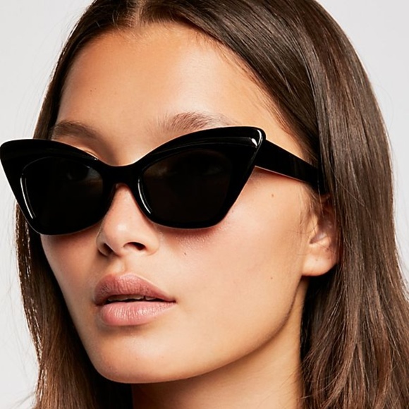 Free People Accessories - Free People Florence Cat Eye Sunglasses NWT